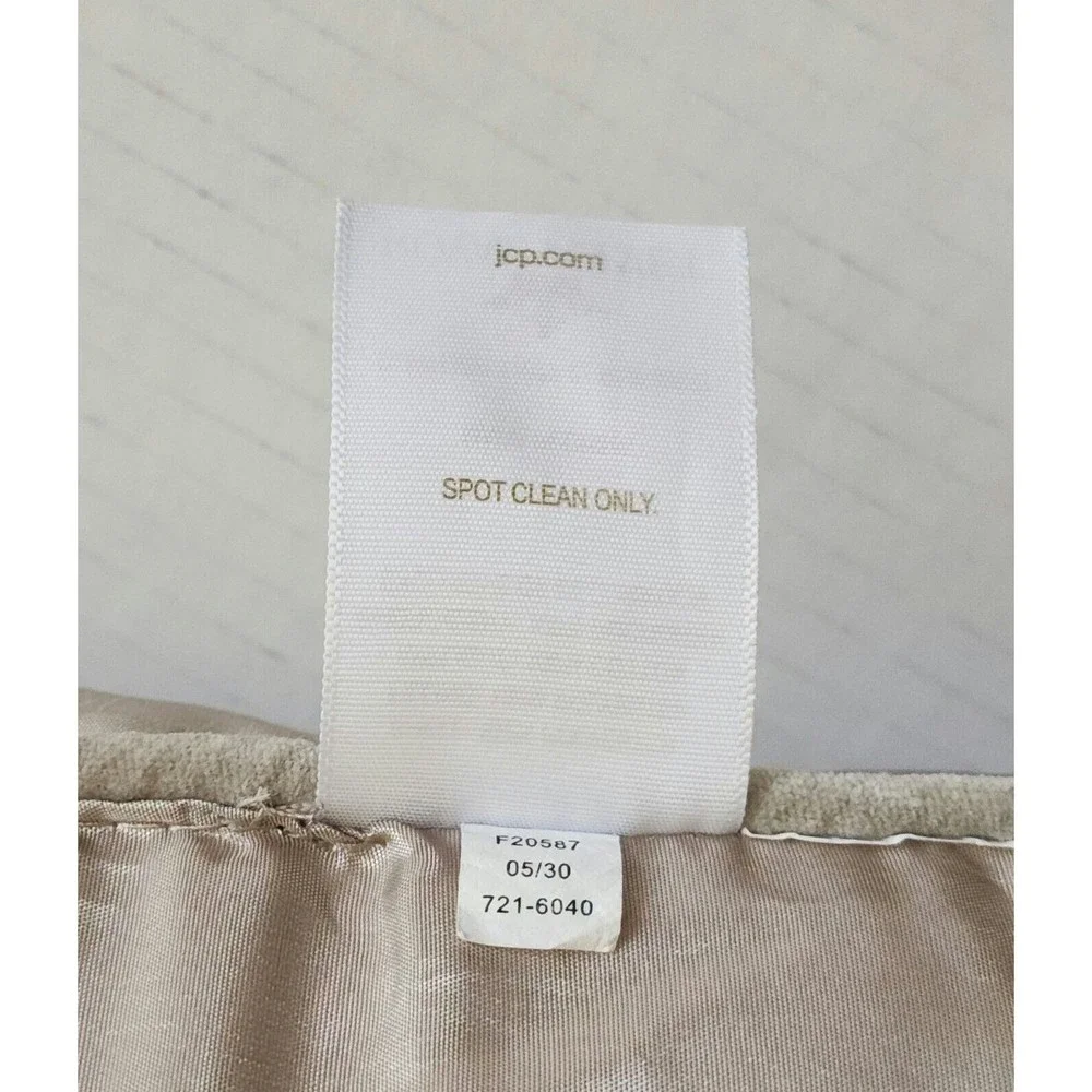 Royal Velvet JCP Decorative Pillow Embroidered Applique Tassels 18"x18" Beige - Picture 5 of 14